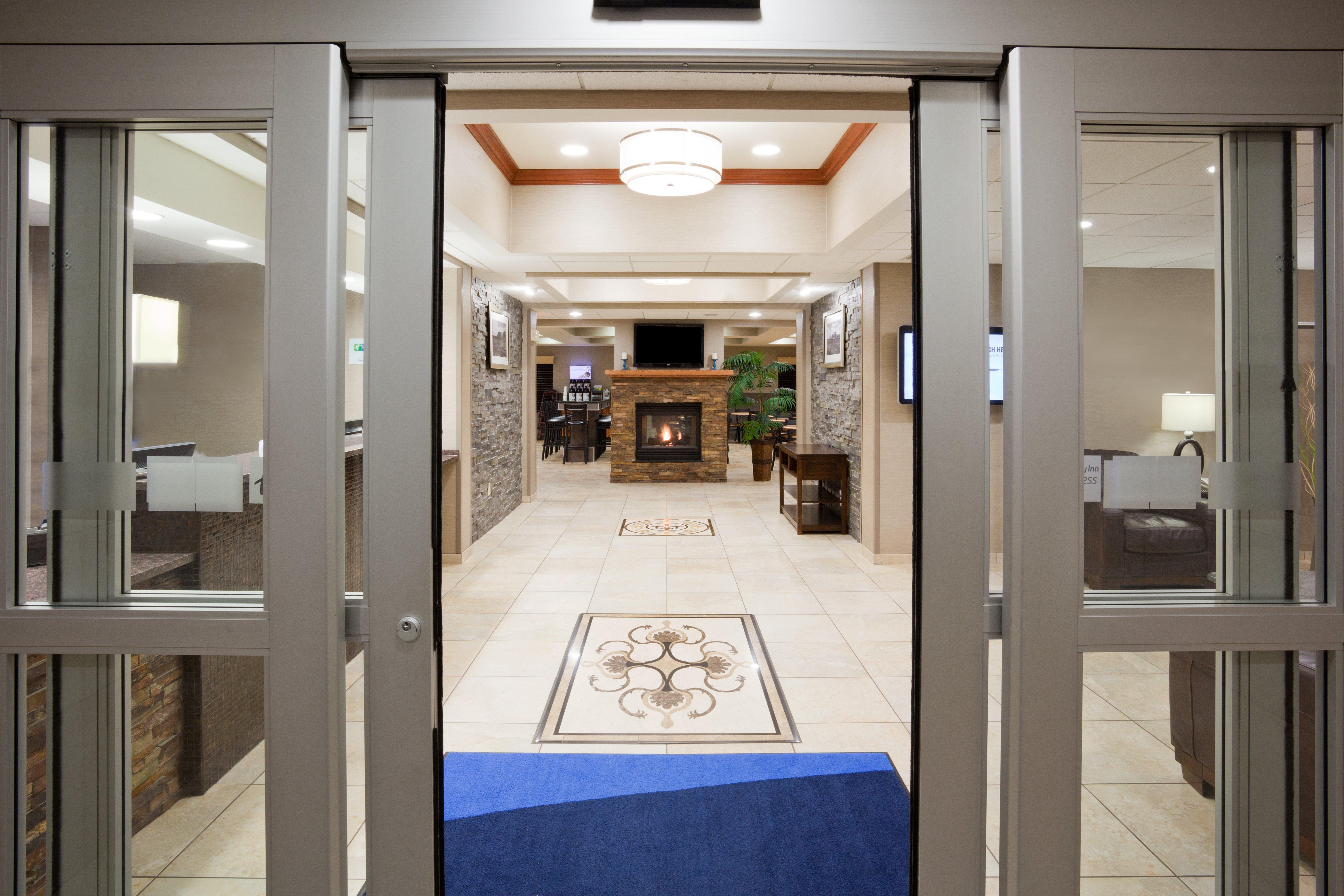Holiday Inn Express & Suites Aberdeen By Ihg Екстер'єр фото