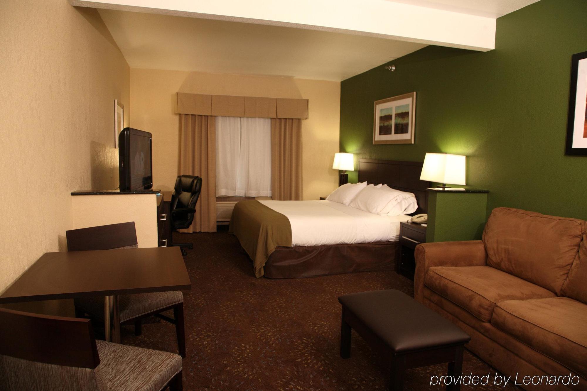 Holiday Inn Express & Suites Aberdeen By Ihg Екстер'єр фото