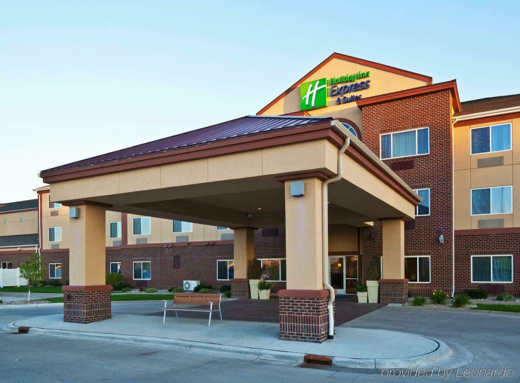 Holiday Inn Express & Suites Aberdeen By Ihg Екстер'єр фото
